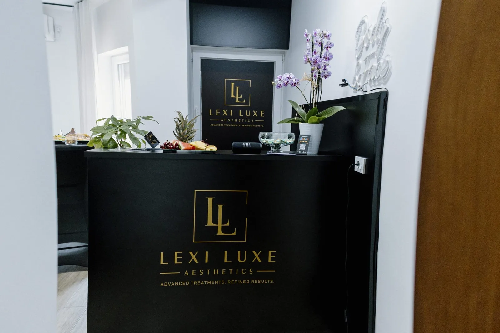 Lexi Luxe Studio reception in Prilep with the official logo displayed